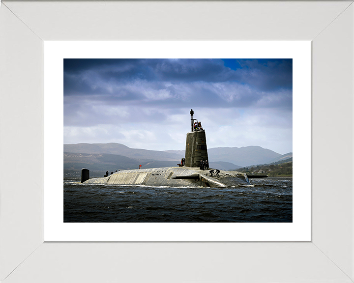 HMS Vigilant (S30) Photo Print - Returning to HNB Clyde - Royal Navy Vanguard Class Submarine Hampshire Prints 10 x 8 White Frame Yes