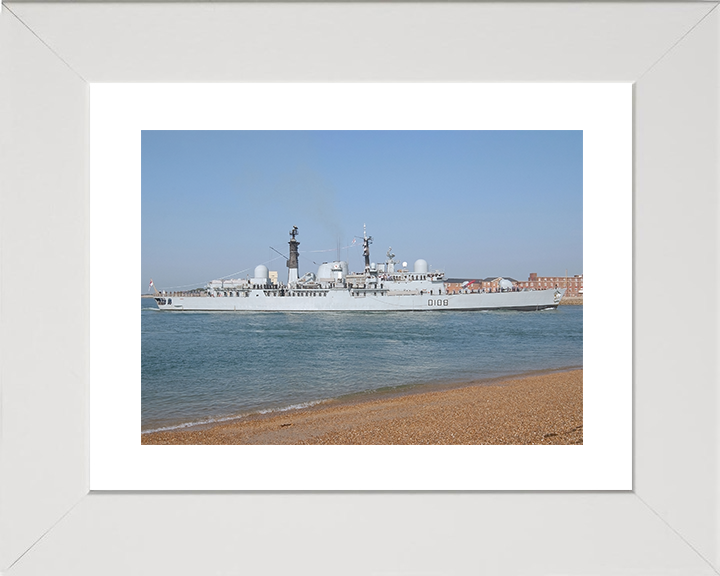 HMS Cardiff (D108) Royal Navy Type 42 Destroyer Paying Off Photo Print Wall Art Decor Posters, Prints, & Visual Artwork Hampshire Prints 10 x 8 White Frame Yes