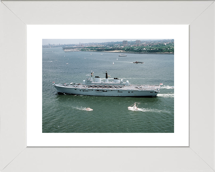 HMS Ark Royal (R07) Royal Navy Invincible Class Aircraft Carrier New York 1986 Photo Print Wall Art Decor Posters, Prints, & Visual Artwork Hampshire Prints 10 x 8 White Frame Yes