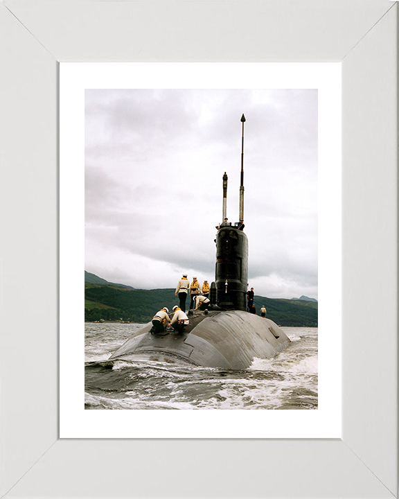 HMS Sovereign (S108) Photo Print - Underway 1992 - Royal Navy Swiftsure Class Submarine Hampshire Prints 10 x 8 White Frame Yes