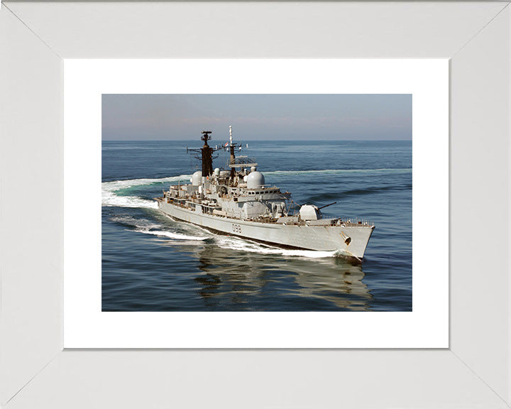 HMS York (D98) Photo Print - Turing to Port - Royal Navy Type 42 Destroyer Hampshire Prints 10 x 8 White Frame Yes