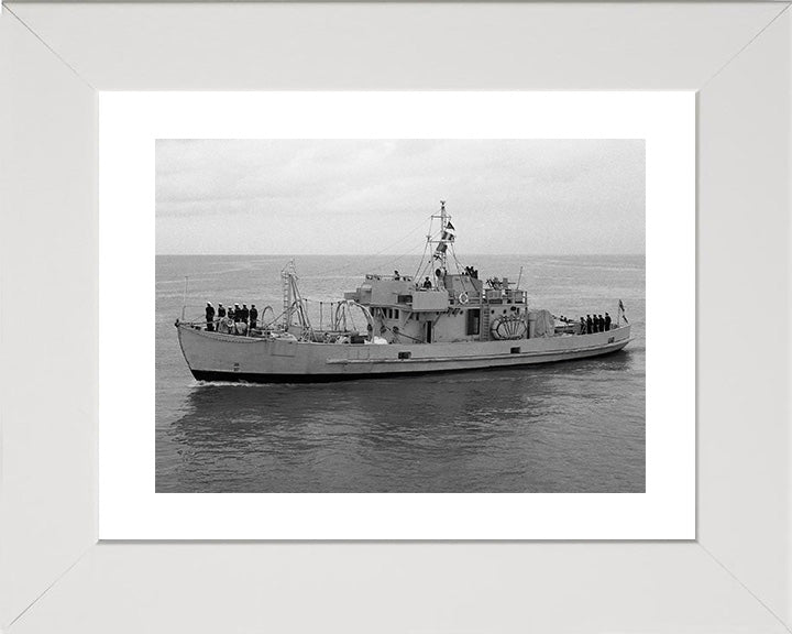 HMT Thames (1938) | Photo Print | Framed Print | Poster | Rescue Tugboat | Royal Navy Hampshire Prints