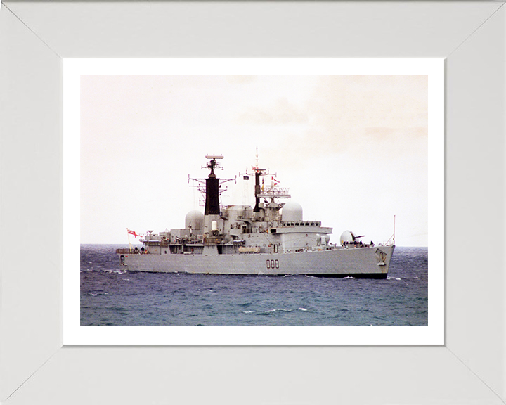 HMS Glasgow (D88) Photo Print - Low Starboard View - Royal Navy Type 42 Destroyer Hampshire Prints 10 x 8 White Frame Yes