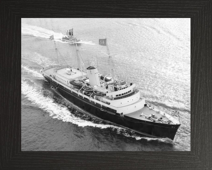 HMY Britannia Royal Yacht Underway Photo Print - Posters, Prints, & Visual Artwork - by Hampshire Prints (image 3 of 9)