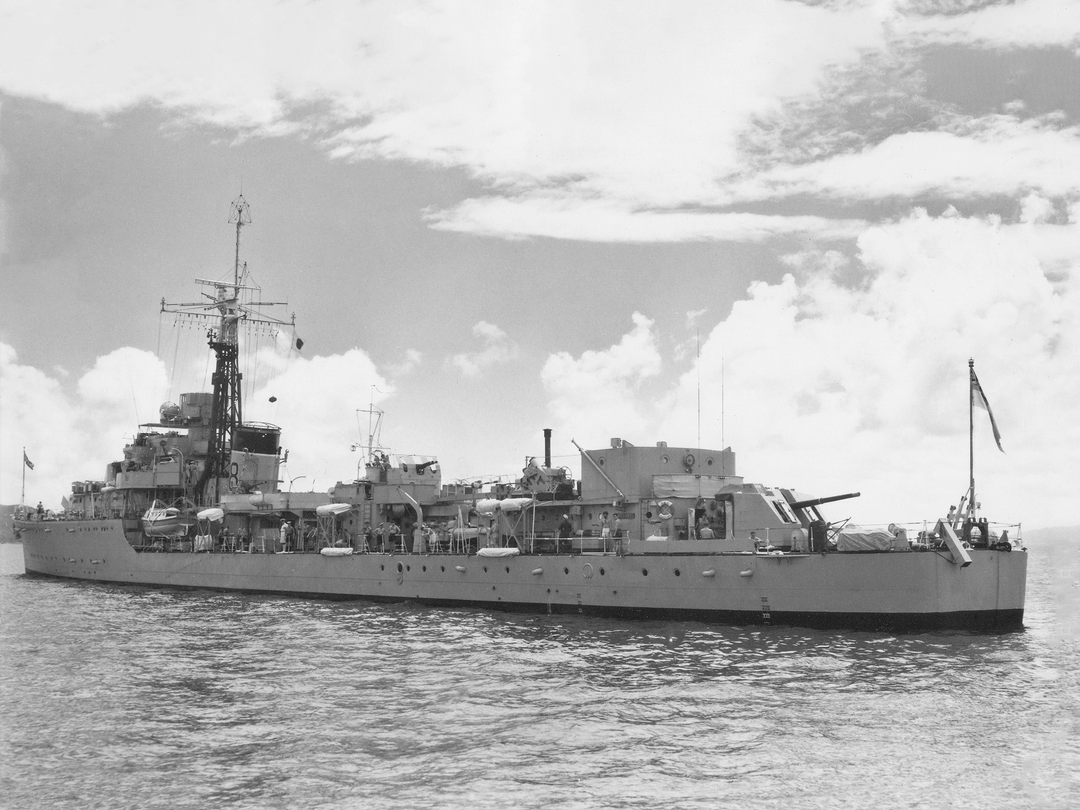 HMS Cheviot (R90) (D90) Royal Navy C Class Destroyer Port Side View Photo Print Wall Art Decor Posters, Prints, & Visual Artwork Hampshire Prints 6 x 4 No Frame No