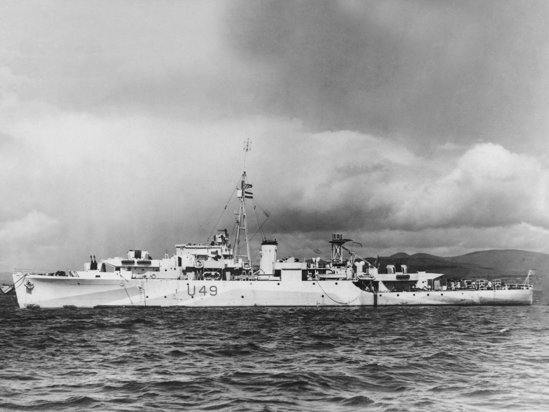 HMS Pheasant U49 Black Swan Class Sloop May 1943 Photo Print - Posters, Prints, & Visual Artwork - by Hampshire Prints (image 1 of 9)