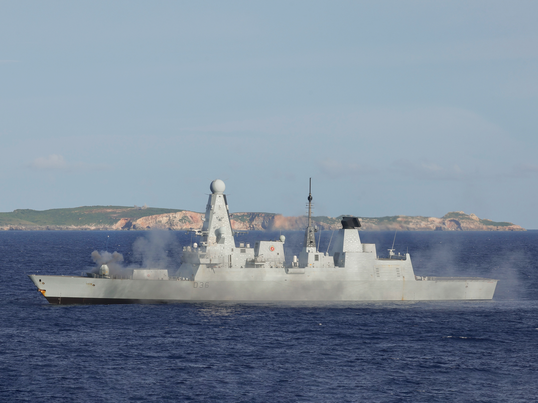 HMS Defender (D36) Royal Navy Type 45 Destroyer Gunnery Exercise Photo Print Wall Art Decor Posters, Prints, & Visual Artwork Hampshire Prints 6 x 4 No Frame No