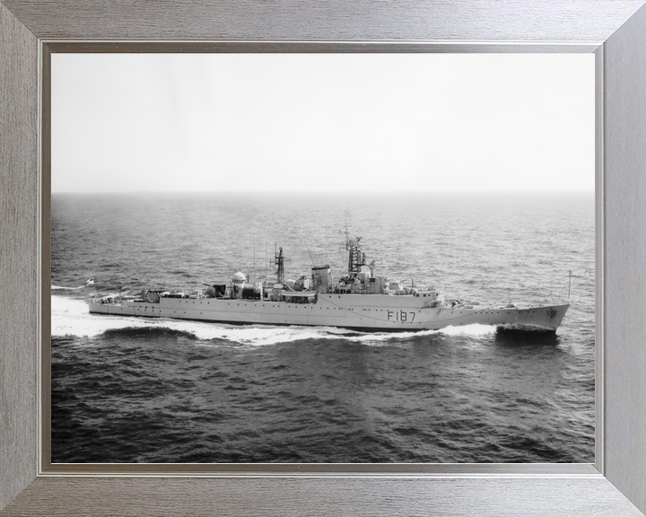 HMS Whirlwind F187 Type 15 Frigate 1962 Underway Photo Print - Posters, Prints, & Visual Artwork - by Hampshire Prints (image 7 of 9)