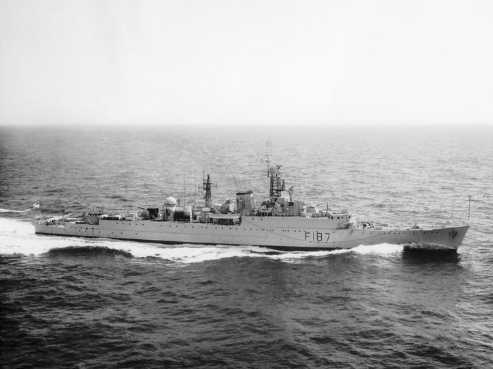 HMS Whirlwind F187 Type 15 Frigate 1962 Underway Photo Print - Posters, Prints, & Visual Artwork - by Hampshire Prints (image 1 of 9)