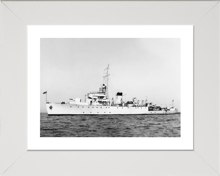 HMS Ready J223 Algerine Class Minesweeper 1947 Photo Print - Posters, Prints, & Visual Artwork - by Hampshire Prints (image 4 of 9)