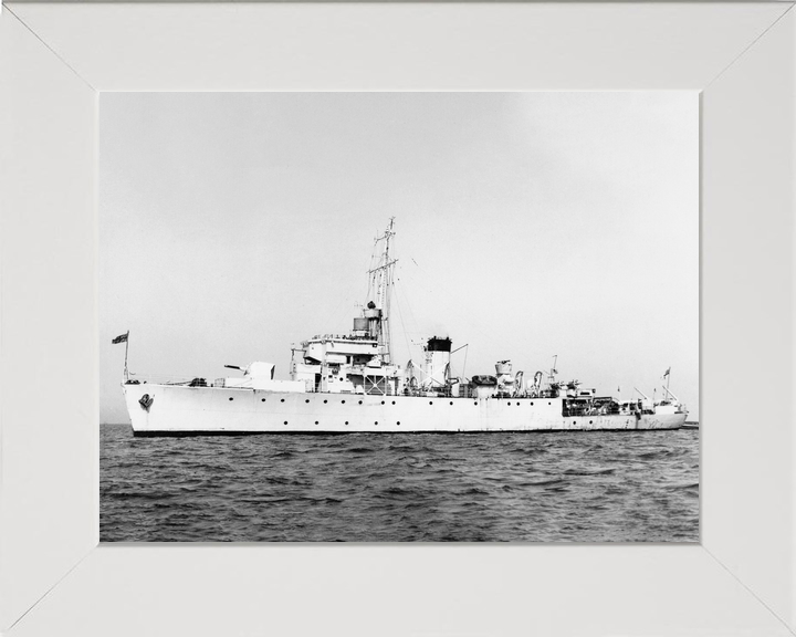 HMS Ready J223 Algerine Class Minesweeper 1947 Photo Print - Posters, Prints, & Visual Artwork - by Hampshire Prints (image 5 of 9)