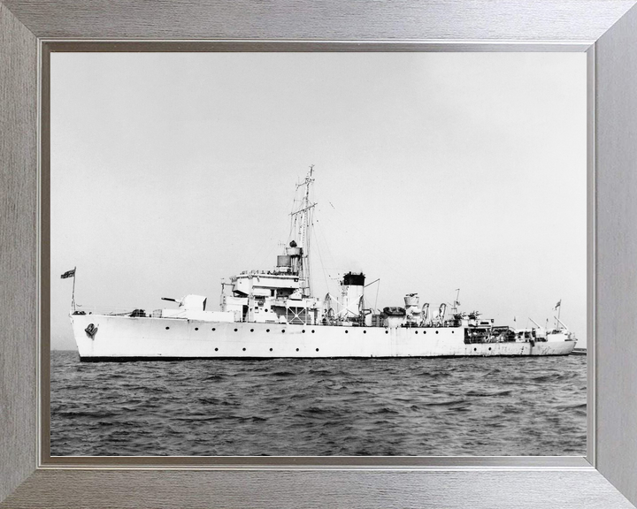 HMS Ready J223 Algerine Class Minesweeper 1947 Photo Print - Posters, Prints, & Visual Artwork - by Hampshire Prints (image 7 of 9)
