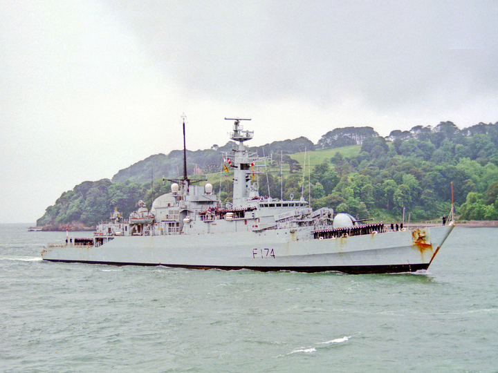 HMS Alacrity (F174) Royal Navy Type 21 Frigate Plymouth Sound Photo Print Wall Art Naval Decor Posters, Prints, & Visual Artwork Hampshire Prints 6 x 4 No Frame No