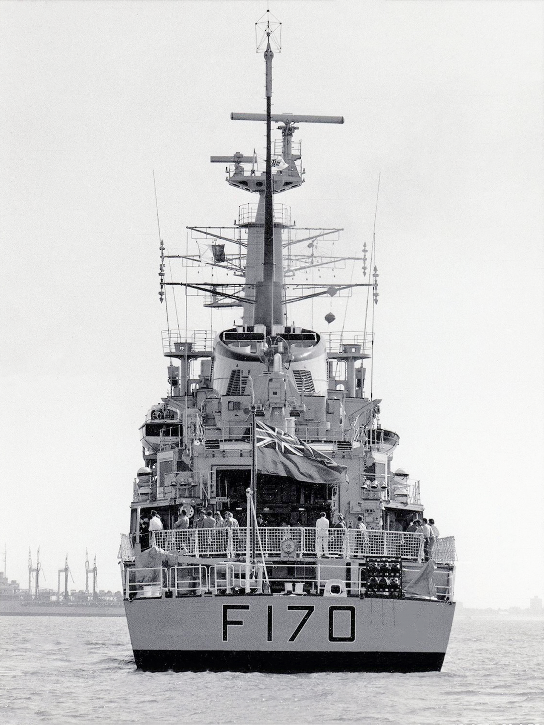 HMS Antelope (F170) Royal Navy Type 21 Frigate Stern View Photo Print Wall Art Decor Posters, Prints, & Visual Artwork Hampshire Prints 6 x 4 No Frame No