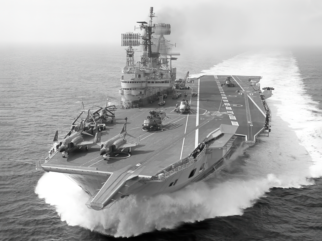HMS Ark Royal (R09) Royal Navy Audacious Class Aircraft Carrier Underway Photo Print Wall Art Decor Posters, Prints, & Visual Artwork Hampshire Prints 6 x 4 No Frame No