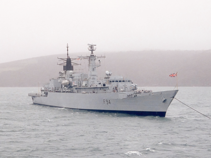 HMS Brave (F94) Royal Navy Type 22 Frigate at Anchor Photo Print Wall Art Decor Posters, Prints, & Visual Artwork Hampshire Prints 6 x 4 No Frame No