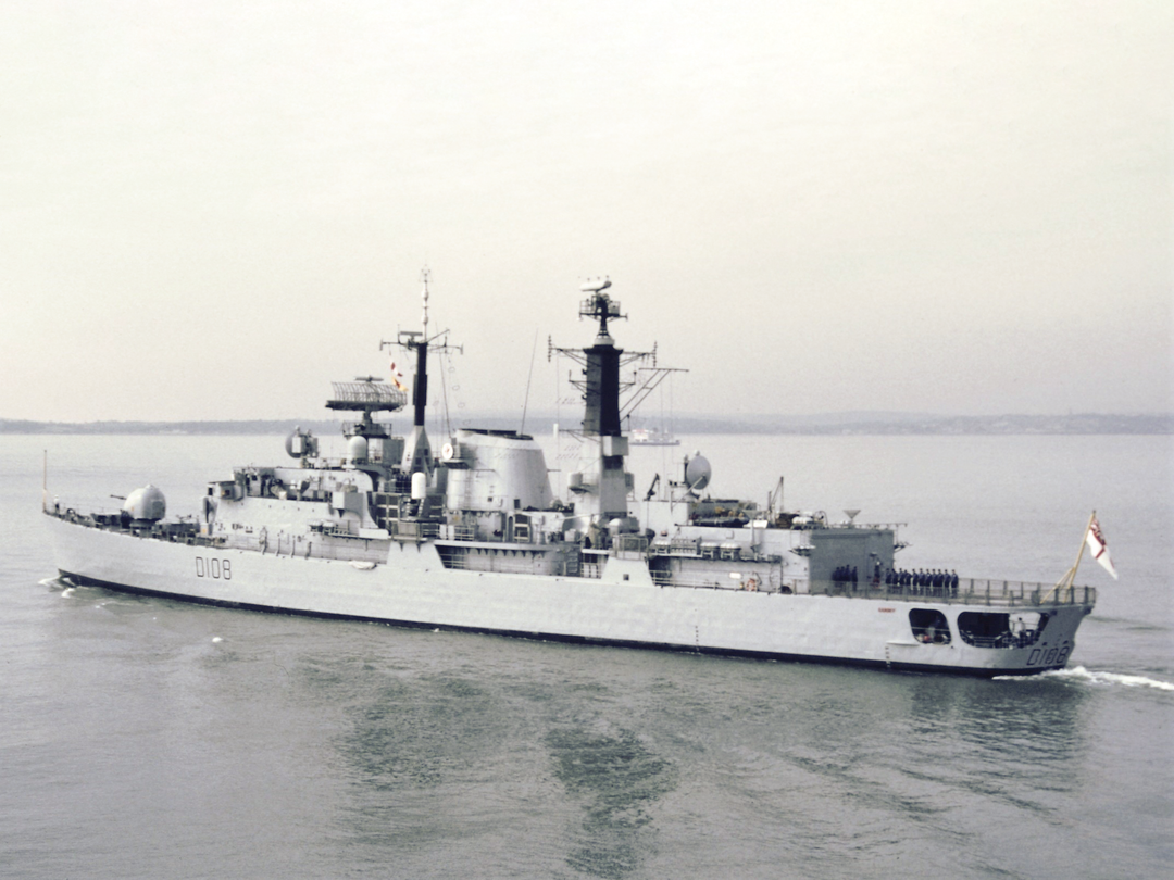 HMS Cardiff (D108) Royal Navy Type 42 Destroyer Southsea Photo Print Wall Art Decor Posters, Prints, & Visual Artwork Hampshire Prints 6 x 4 No Frame No