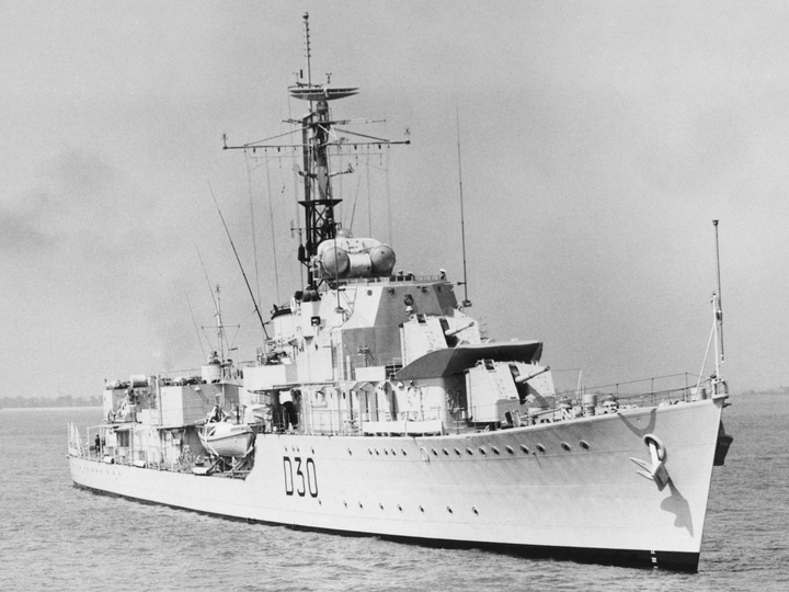 HMS Carron (D30) Royal Navy C Class Destroyer Starboard Bow View Photo Print Wall Art Decor Posters, Prints, & Visual Artwork Hampshire Prints 6 x 4 No Frame No