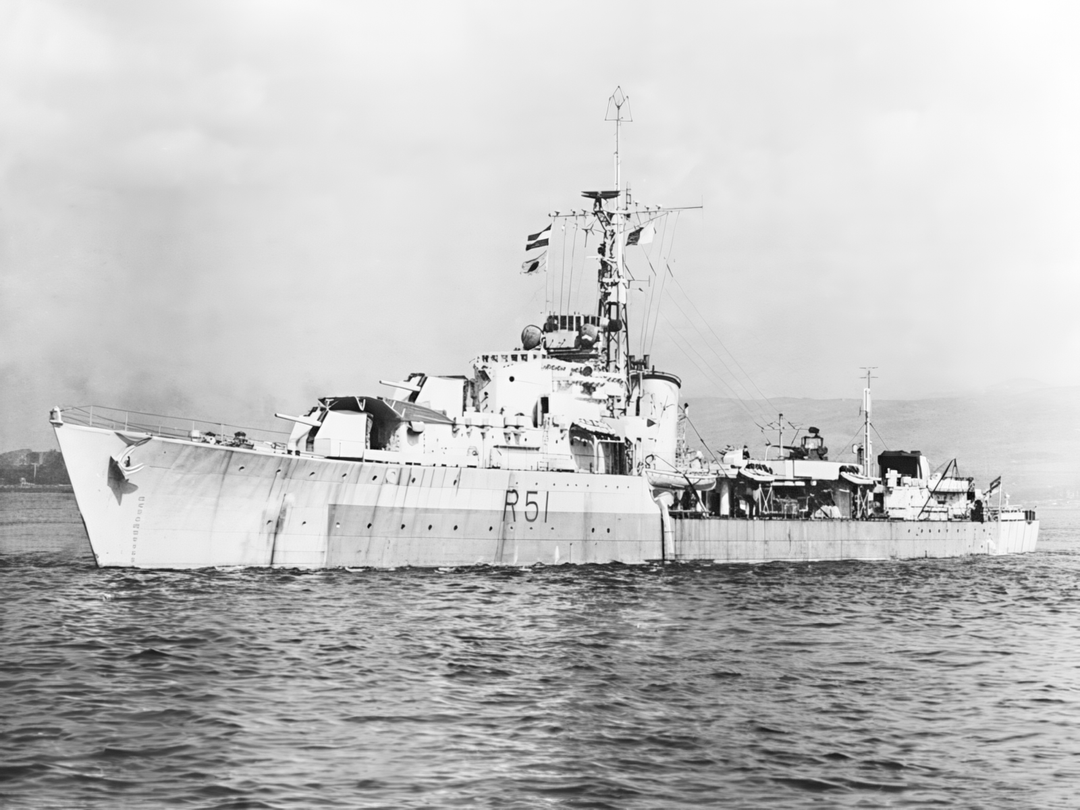 HMS Chevron (R51) Royal Navy C Class Destroyer Port Side View Photo Print Wall Art Decor Posters, Prints, & Visual Artwork Hampshire Prints 6 x 4 No Frame No