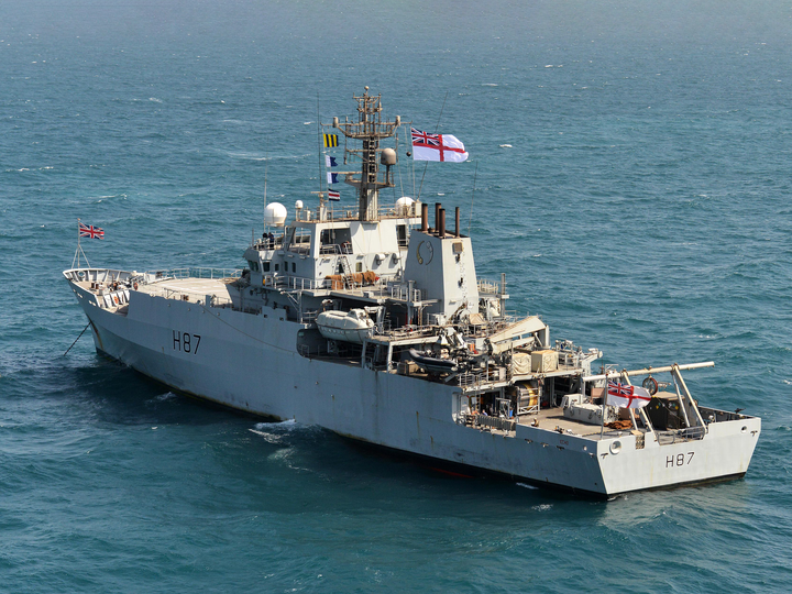 HMS Echo (H87) Royal Navy Echo Class Survey Vessel Sat At Anchor Photo Print Wall Art Decor Posters, Prints, & Visual Artwork Hampshire Prints 6 x 4 No Frame No