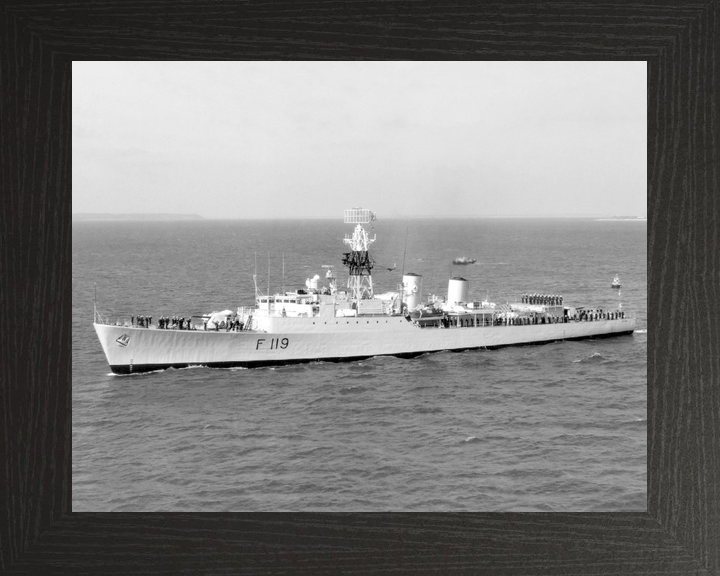 HMS Eskimo (F119) Royal Navy Tribal Class Frigate Leaving Portsmouth Photo Print Wall Art Decor - Posters, Prints, & Visual Artwork - by Hampshire Prints (image 3 of 9)