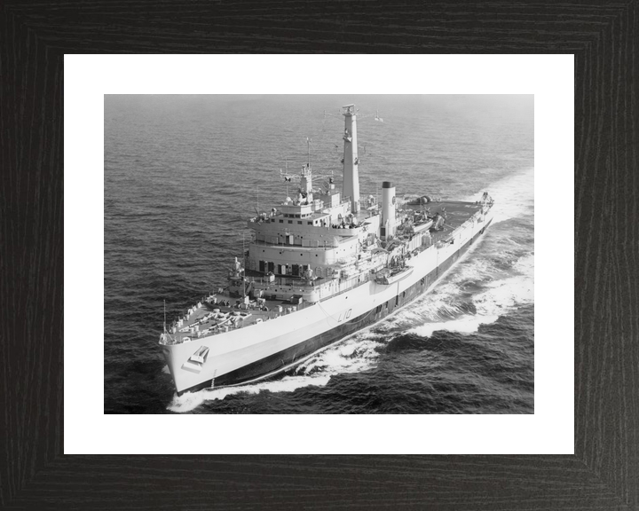 HMS Fearless (L10) Royal Navy Fearless Class Landing Platform Dock High Port Bow View Photo Print Wall Art Decor - Posters, Prints, & Visual Artwork - by Hampshire Prints (image 2 of 9)