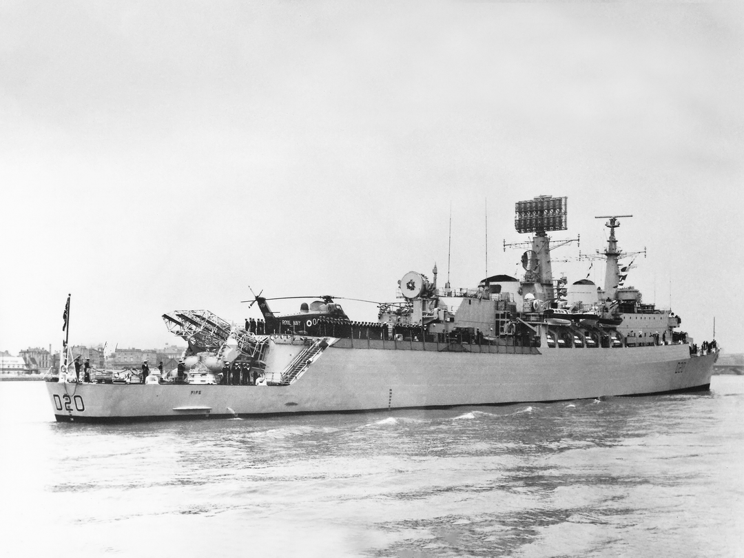 HMS Fife (D20) Royal Navy County Class Destroyer Entering Harbour Photo Print Wall Art Decor - Posters, Prints, & Visual Artwork - by Hampshire Prints (image 1 of 9)
