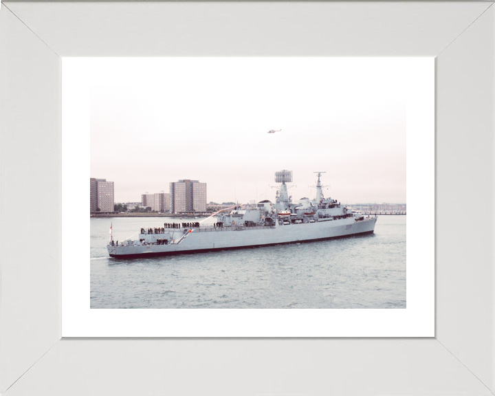 HMS Fife (D20) Royal Navy County Class Destroyer Flying Her Paying Off Pennant Photo Print Wall Art Decor - Posters, Prints, & Visual Artwork - by Hampshire Prints (image 4 of 9)
