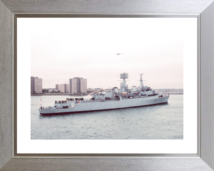 HMS Fife (D20) Royal Navy County Class Destroyer Flying Her Paying Off Pennant Photo Print Wall Art Decor - Posters, Prints, & Visual Artwork - by Hampshire Prints (image 6 of 9)