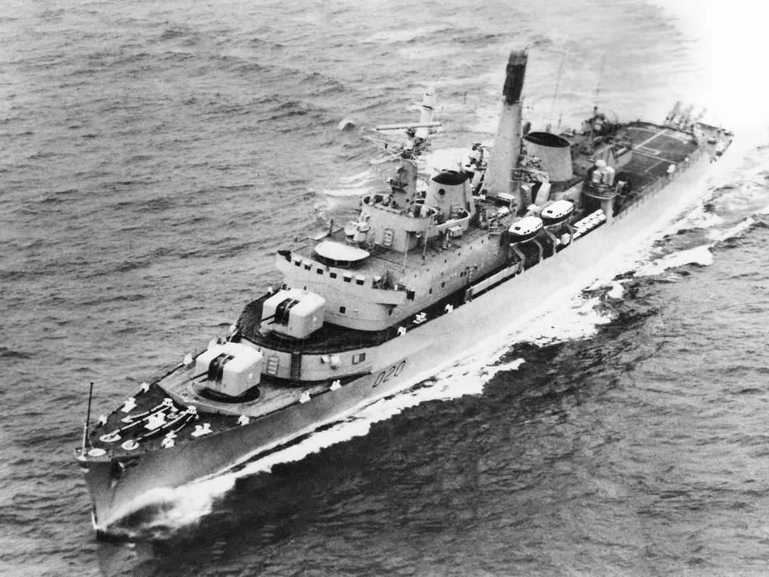 HMS Fife (D20) Royal Navy County Class Destroyer High port Bow View Photo Print Wall Art Decor - Posters, Prints, & Visual Artwork - by Hampshire Prints (image 1 of 9)