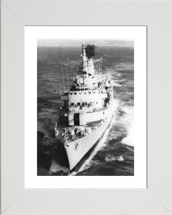 HMS Glamorgan D19 County Class Destroyer 1976