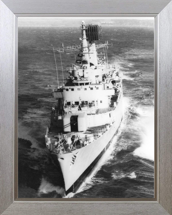 HMS Glamorgan D19 County Class Destroyer 1976