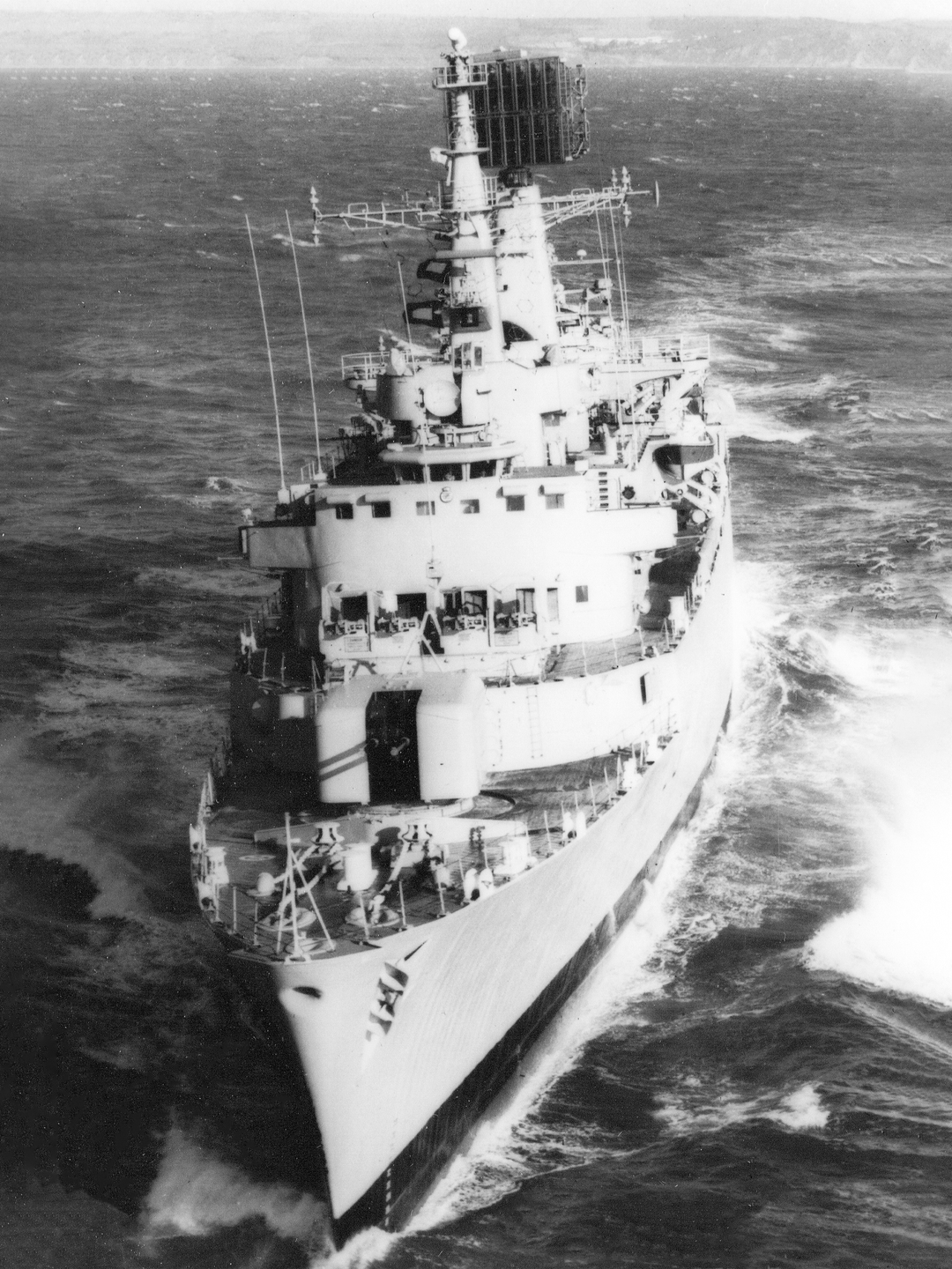 HMS Glamorgan D19 County Class Destroyer 1976