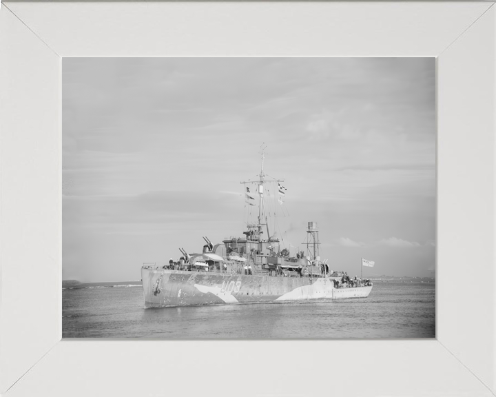 HMS Erne (U03) Royal Navy Black Swan Class Sloop Port Bow View Photo Print Wall Art Decor - Posters, Prints, & Visual Artwork - by Hampshire Prints (image 5 of 9)