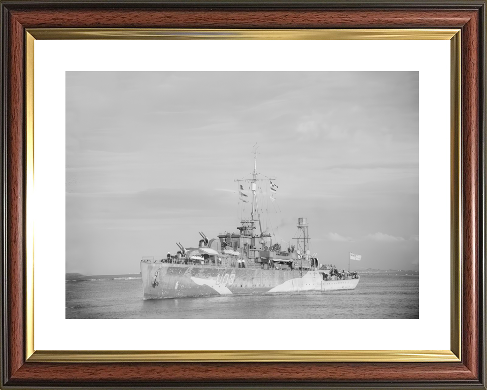 HMS Erne (U03) Royal Navy Black Swan Class Sloop Port Bow View Photo Print Wall Art Decor - Posters, Prints, & Visual Artwork - by Hampshire Prints (image 8 of 9)