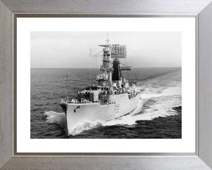 HMS Salisbury F32 Salisbury Class Frigate 1962 Photo Print - Posters, Prints, & Visual Artwork - by Hampshire Prints (image 6 of 9)