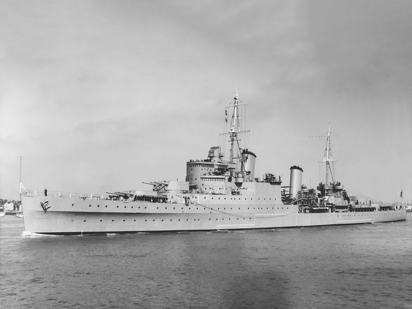 HMS Glasgow C21 Town Class Light Cruiser 1937