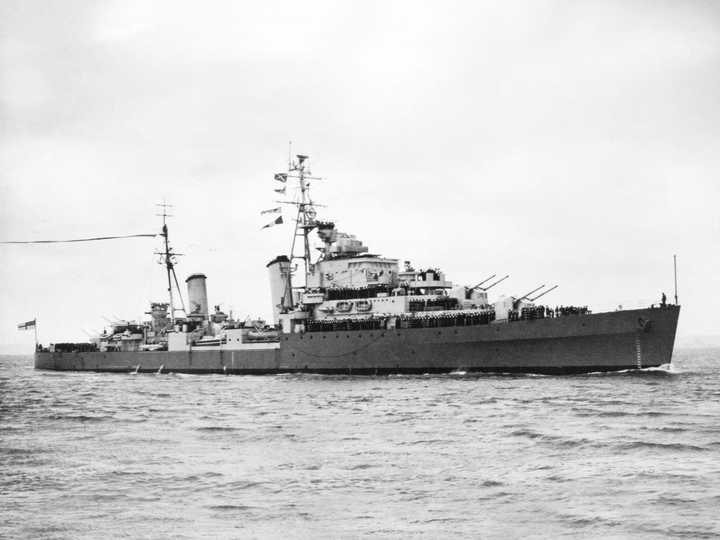 HMS Argonaut (61) Royal Navy Dido Class Light Cruiser Paying Off Warship Photo Print Wall Art Decor Posters, Prints, & Visual Artwork Hampshire Prints 6 x 4 No Frame No