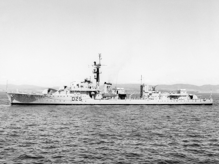 HMS Carysfort (D25) Royal Navy C Class Destroyer Port Side View Photo Print Wall Art Decor Posters, Prints, & Visual Artwork Hampshire Prints 6 x 4 No Frame No