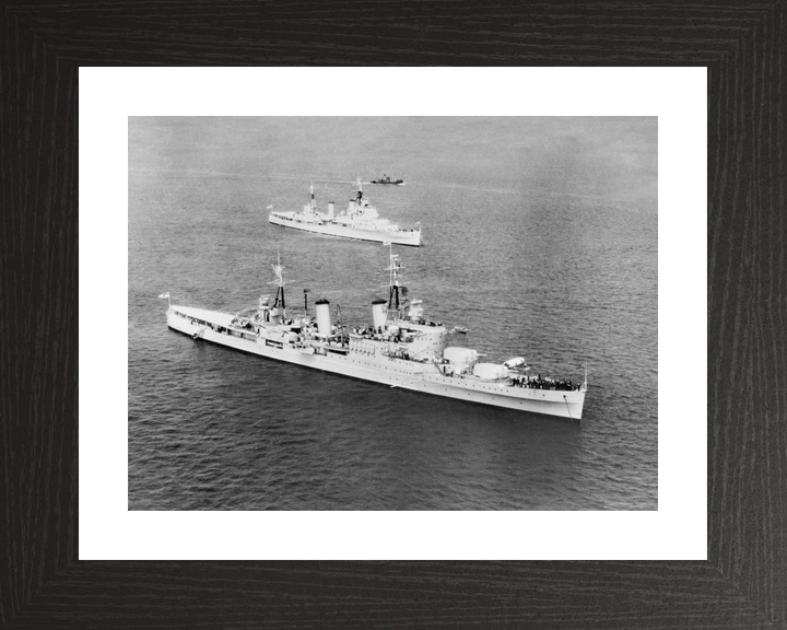 HMS Glasgow (C21) Royal Navy Town Class Light Cruiser High Starboard View Photo Print Wall Art Decor - Posters, Prints, & Visual Artwork - by Hampshire Prints (image 2 of 9)