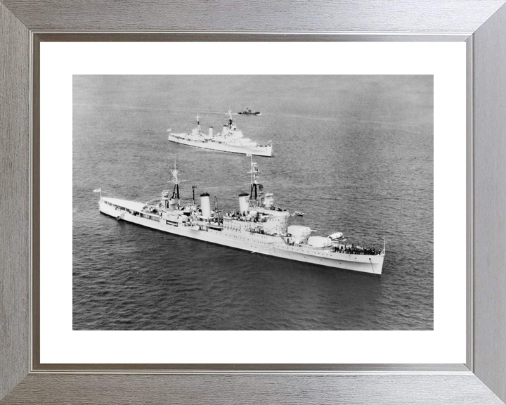 HMS Glasgow (C21) Royal Navy Town Class Light Cruiser High Starboard View Photo Print Wall Art Decor - Posters, Prints, & Visual Artwork - by Hampshire Prints (image 6 of 9)