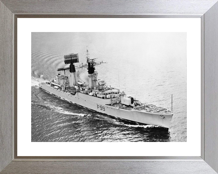 HMS Lincoln F99 Salisbury Class Frigate 1969 Starboard View Photo Print - Posters, Prints, & Visual Artwork - by Hampshire Prints (image 6 of 9)