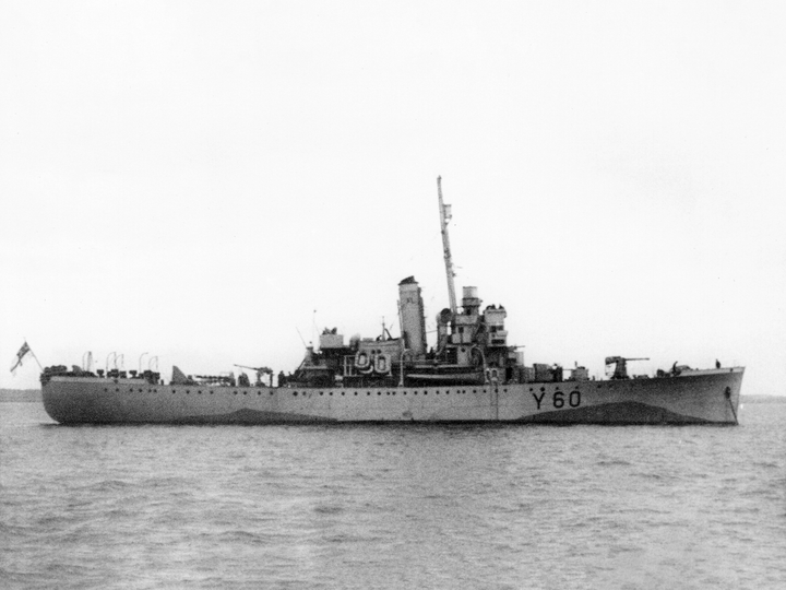 HMS Lulworth Y60 Banff Class Sloop 1943 Photo Print - Posters, Prints, & Visual Artwork - by Hampshire Prints (image 1 of 9)