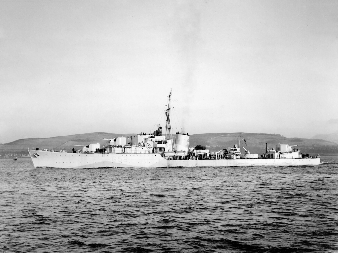 HMS Matchless G52 M Class Destroyer February 1942 Photo Print - Posters, Prints, & Visual Artwork - by Hampshire Prints (image 1 of 9)