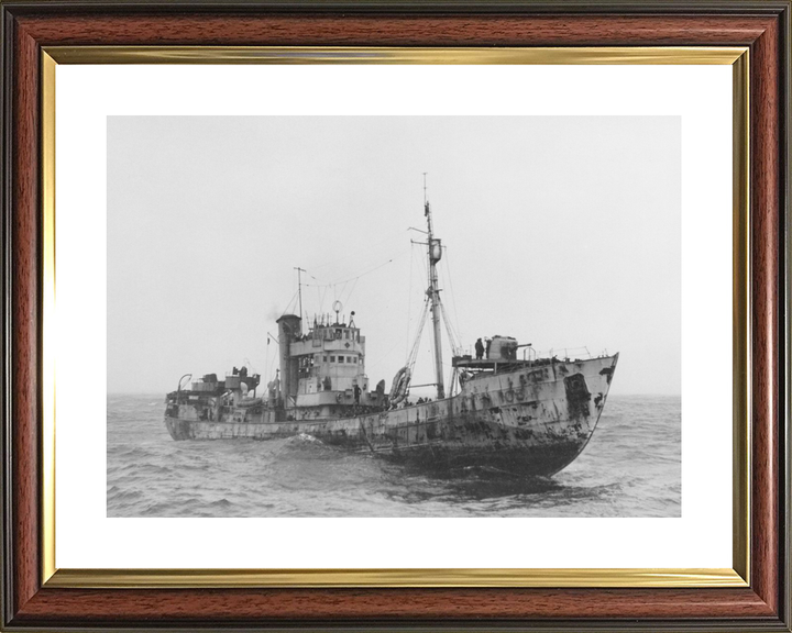 HMS Northern Pride FY105 Fish Class ASW Trawler 1937 Photo Print - Posters, Prints, & Visual Artwork - by Hampshire Prints (image 8 of 9)