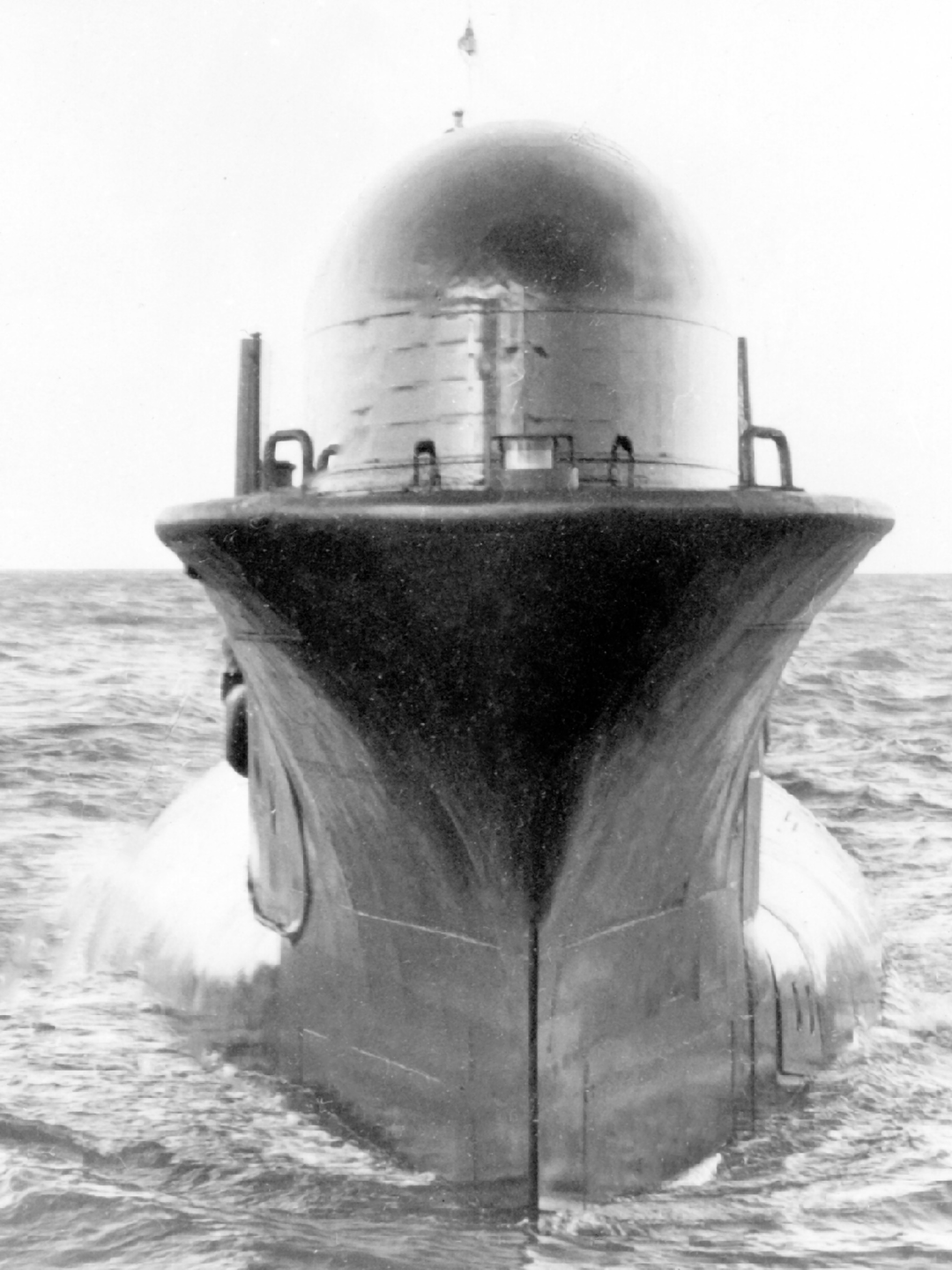 HMS Oracle S16 Oberon Class Submarine Close Up Bow View Photo Print - by Hampshire Prints (image 1 of 9)