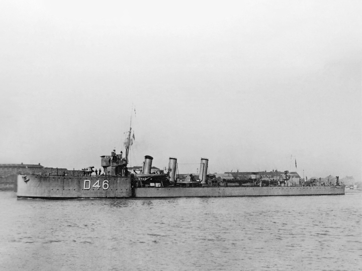 HMS Oracle 1915 Admiral M Class Destroyer 1916 Photo Print - Posters, Prints, & Visual Artwork - by Hampshire Prints (image 1 of 9)