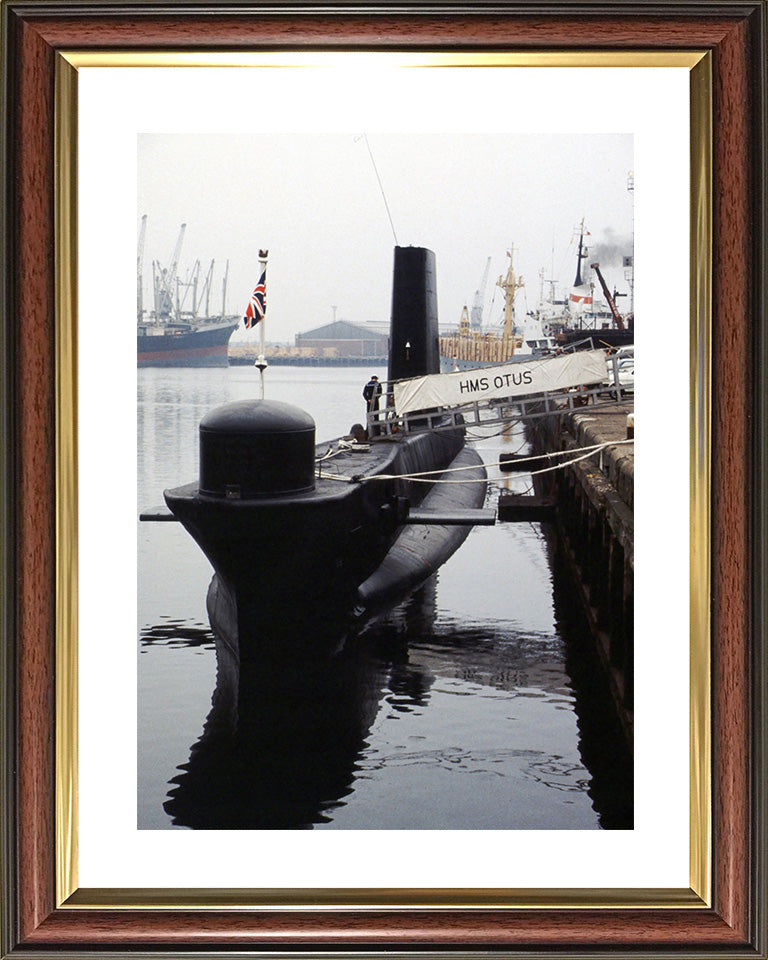 HMS Otus (S18) Oberon Class Submarine Photo Print Alongside Royal Navy Wall Art Naval Decor Posters, Prints, & Visual Artwork Hampshire Prints 10 x 8 Classic Frame Yes