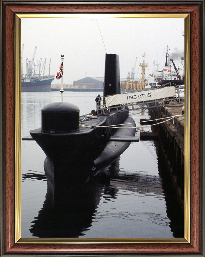 HMS Otus (S18) Oberon Class Submarine Photo Print Alongside Royal Navy Wall Art Naval Decor Posters, Prints, & Visual Artwork Hampshire Prints 10 x 8 Classic Frame No