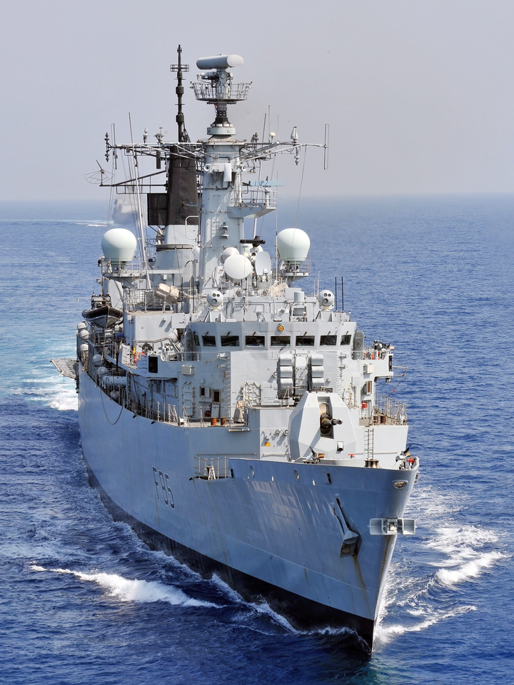 HMS Cumberland (F85) Royal Navy Type 22 Frigate At Sea Portrait Photo Print Wall Art Decor Posters, Prints, & Visual Artwork Hampshire Prints 6 x 4 No Frame No